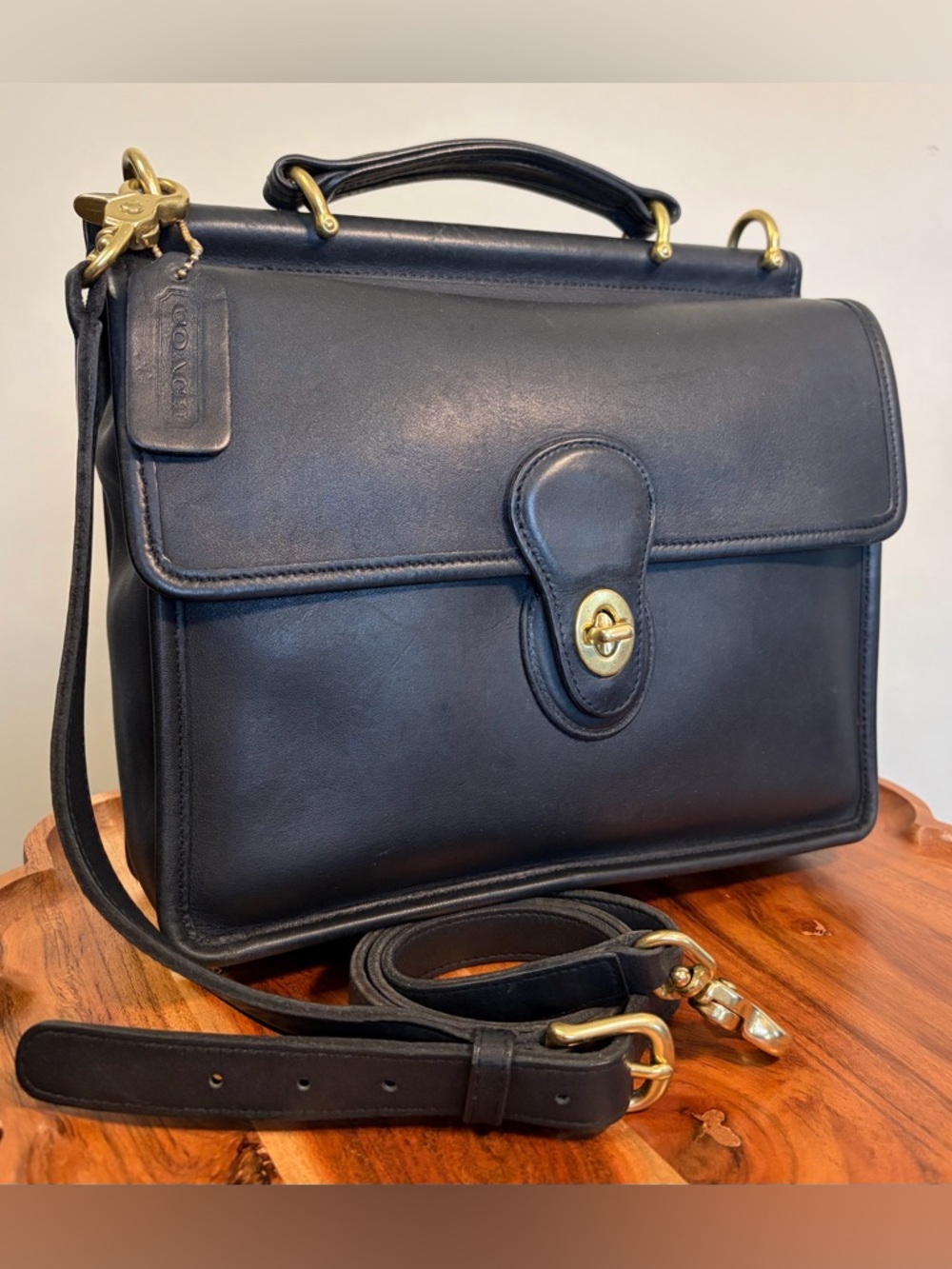 Vintage COACH Willis Top Handle Black Crossbody Costa Rica 9927 EUC - Picture 3 of 17